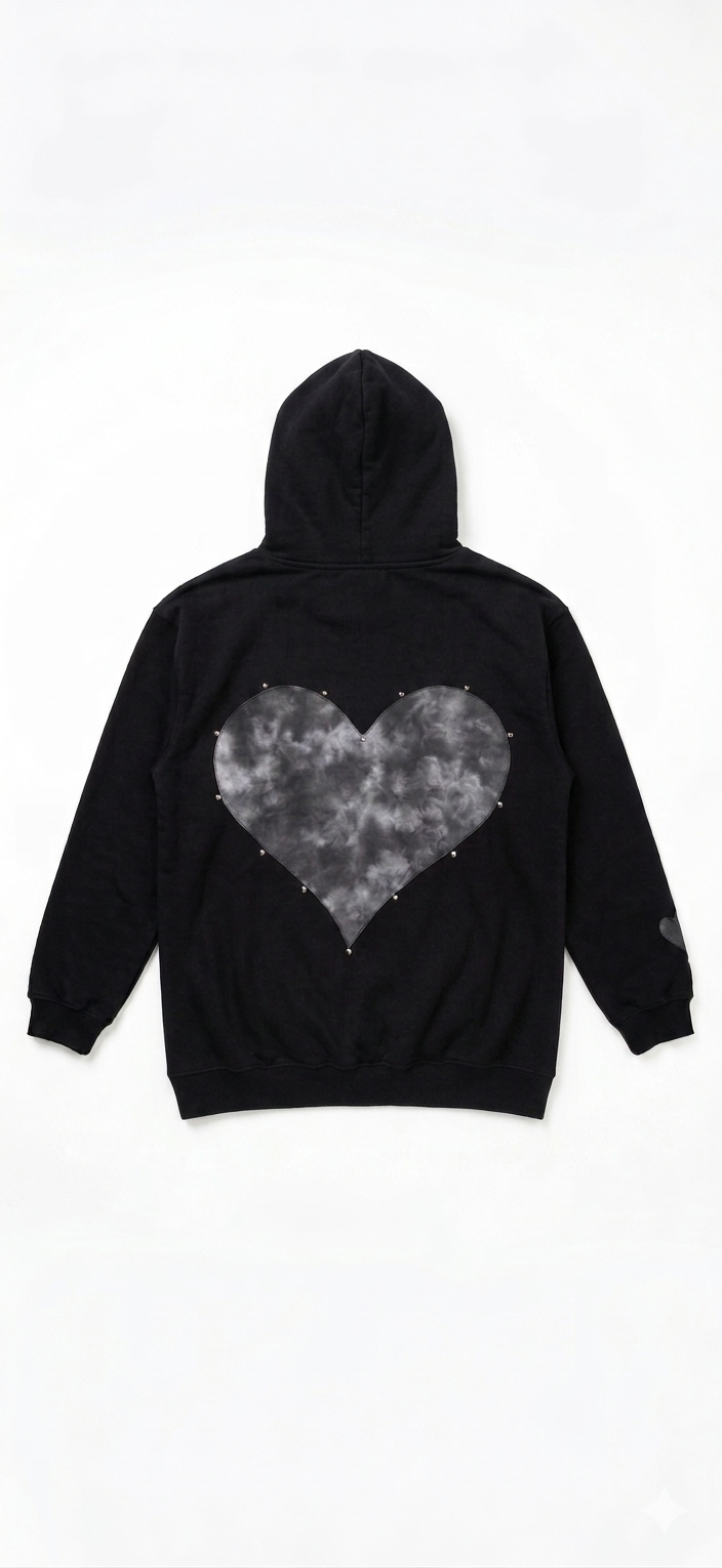 Polerón negro corazón cuero